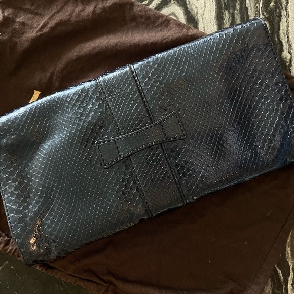 Vintage Gucci Python Soft Python Stirrup Clutch Purse Navy - Picture 10 of 10